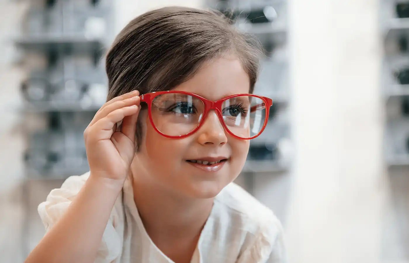 anteojos y armazones infantiles en oferta durante agosto